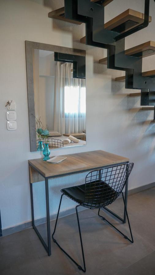 Enalia Luxury Living Apartment นิกิติ ภายนอก รูปภาพ